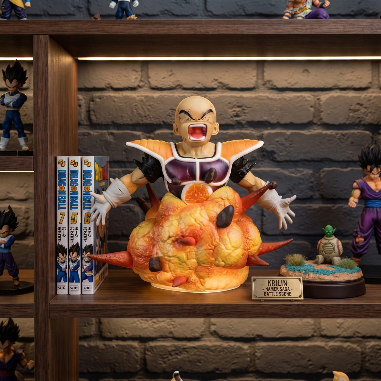 Figurine Krillin nuage Dragon Ball - exposee sur une etagere (decor non inclus)