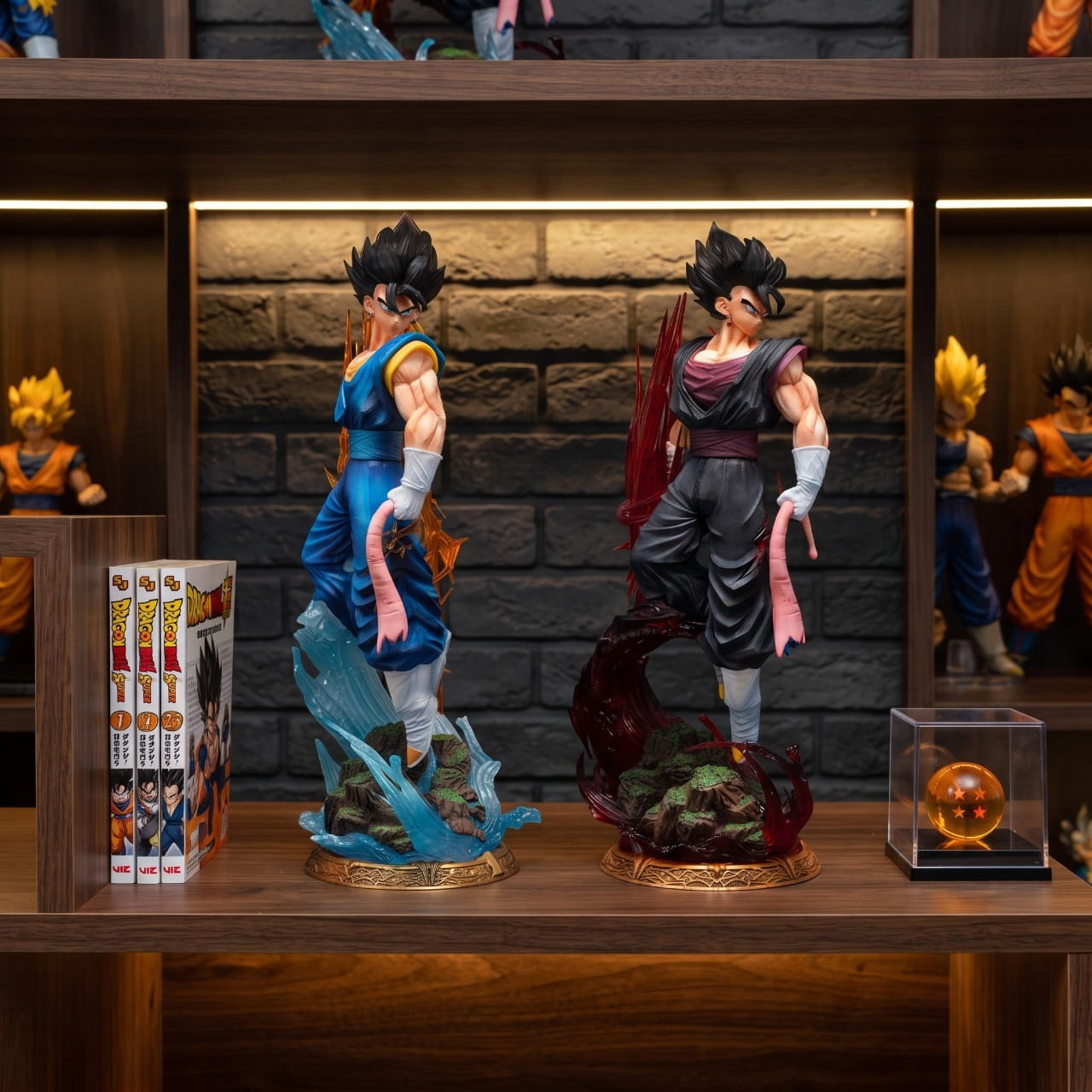 Figurine Vegetto 38 cm tetes interchangeables Dragon Ball - exposee sur une etagere (decor non inclus)