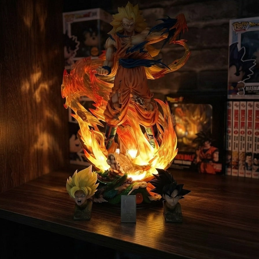 Figurine lumineuse Goku tornade de feu Dragon Ball Z - exposee sur une etagere (decor non inclus)