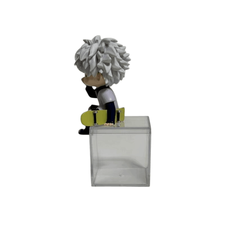 Figurine chibi Killua Zoldyck Hunter x Hunter assis - vue de dos