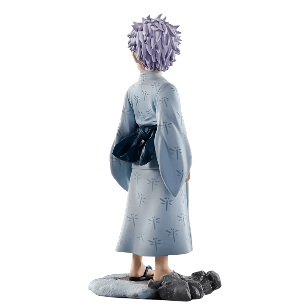 Figurine Gojo enfant vue de dos, plis du yukata et nœud de l'obi sculpté à part