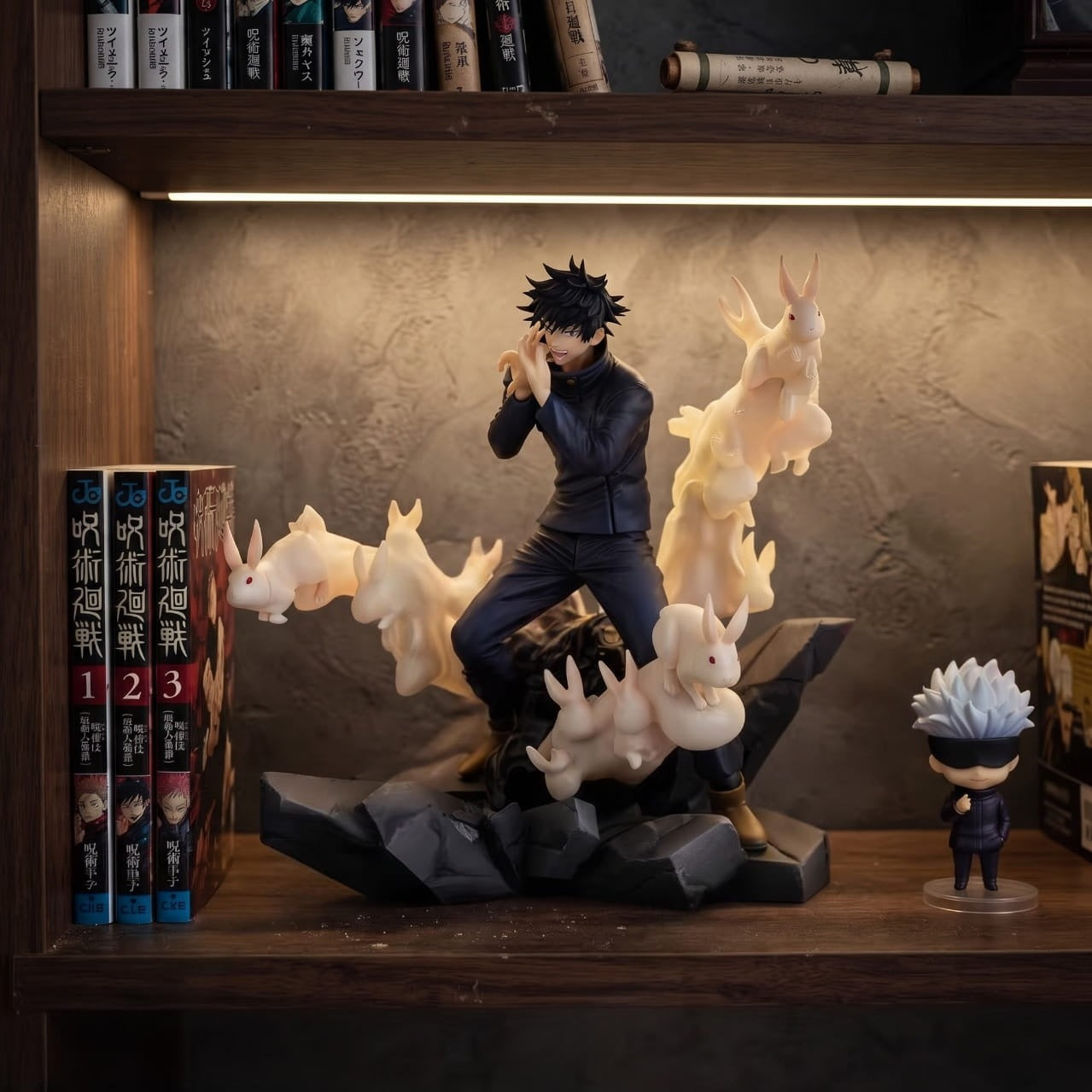 Figurine Megumi Fushiguro chiens divins Jujutsu Kaisen - exposee sur une etagere (decor non inclus)