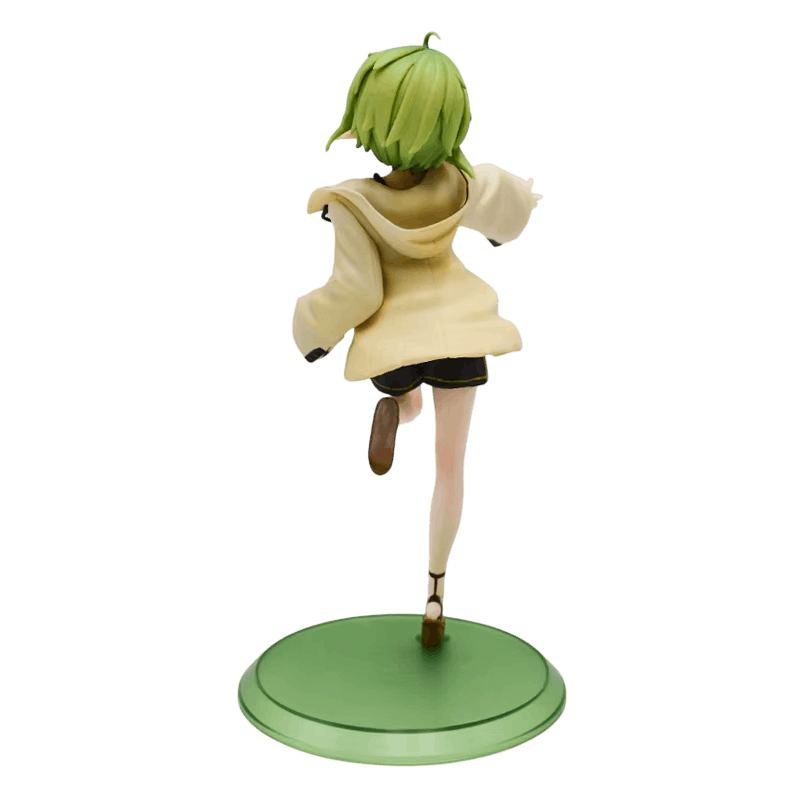Figurine Sylphiette de dos, capuche crème et pied levé, socle vert, détourée sur fond blanc