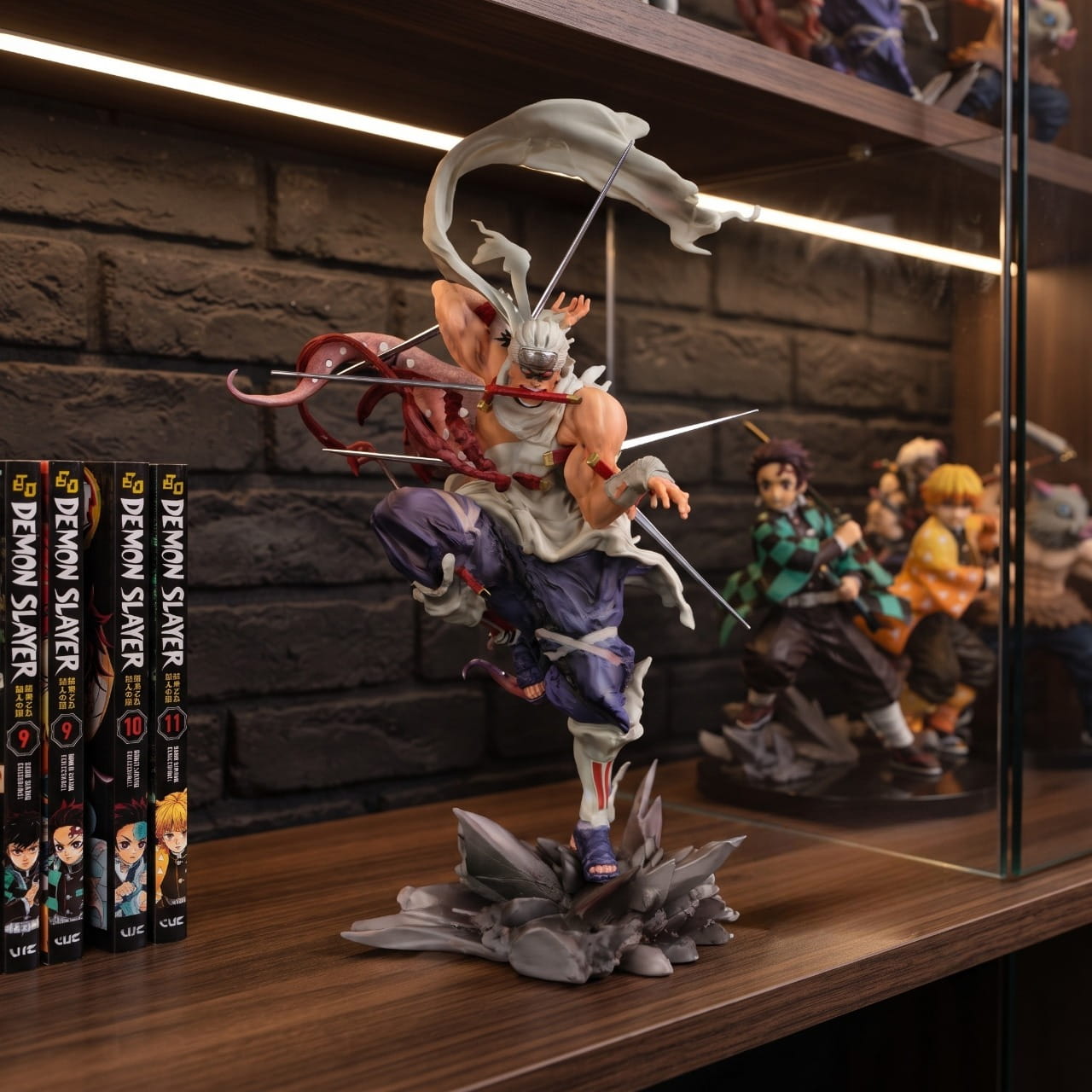 Figurine Killer B jinchuriki Gyuki Naruto - exposee sur une etagere (decor non inclus)