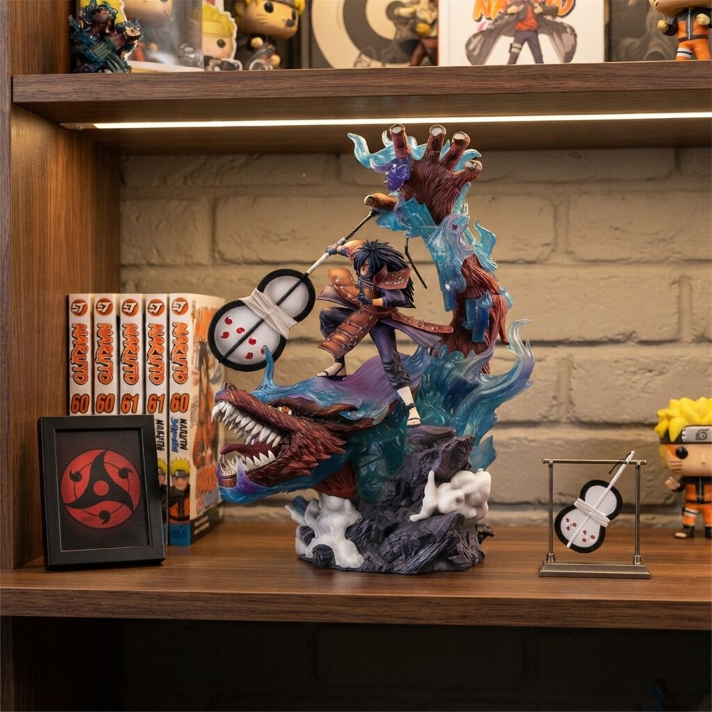 Figurine Madara Susanoo spectral Naruto - exposee sur une etagere (decor non inclus)