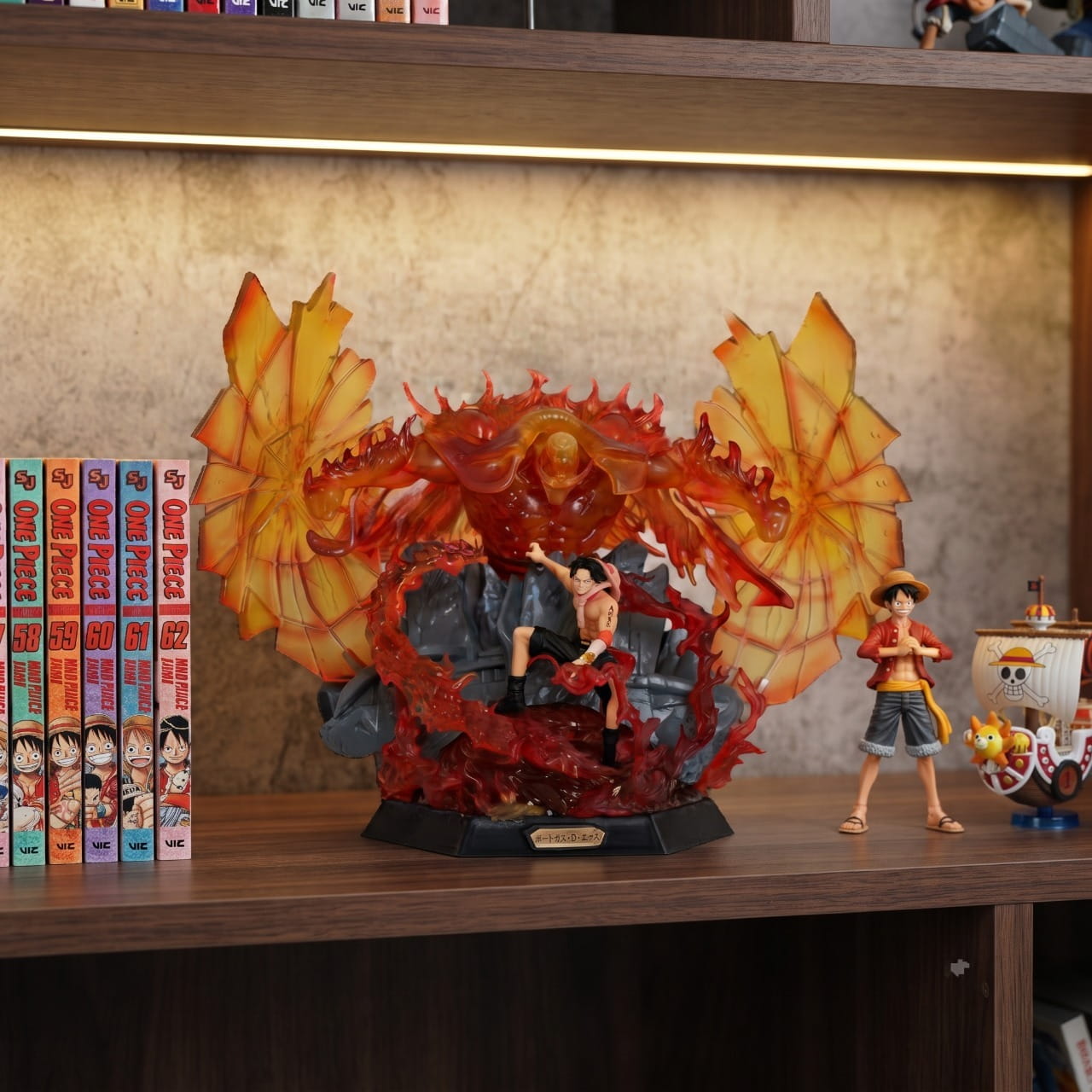 Figurine Barbe Blanche seisme incandescent One Piece - exposee sur une etagere (decor non inclus)