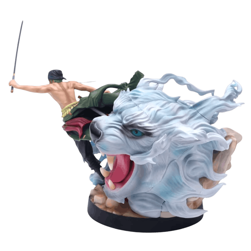 Figurine Zoro One Piece de profil : bras tendu, sabre levé, tête de tigre blanc aux yeux bleus et rochers