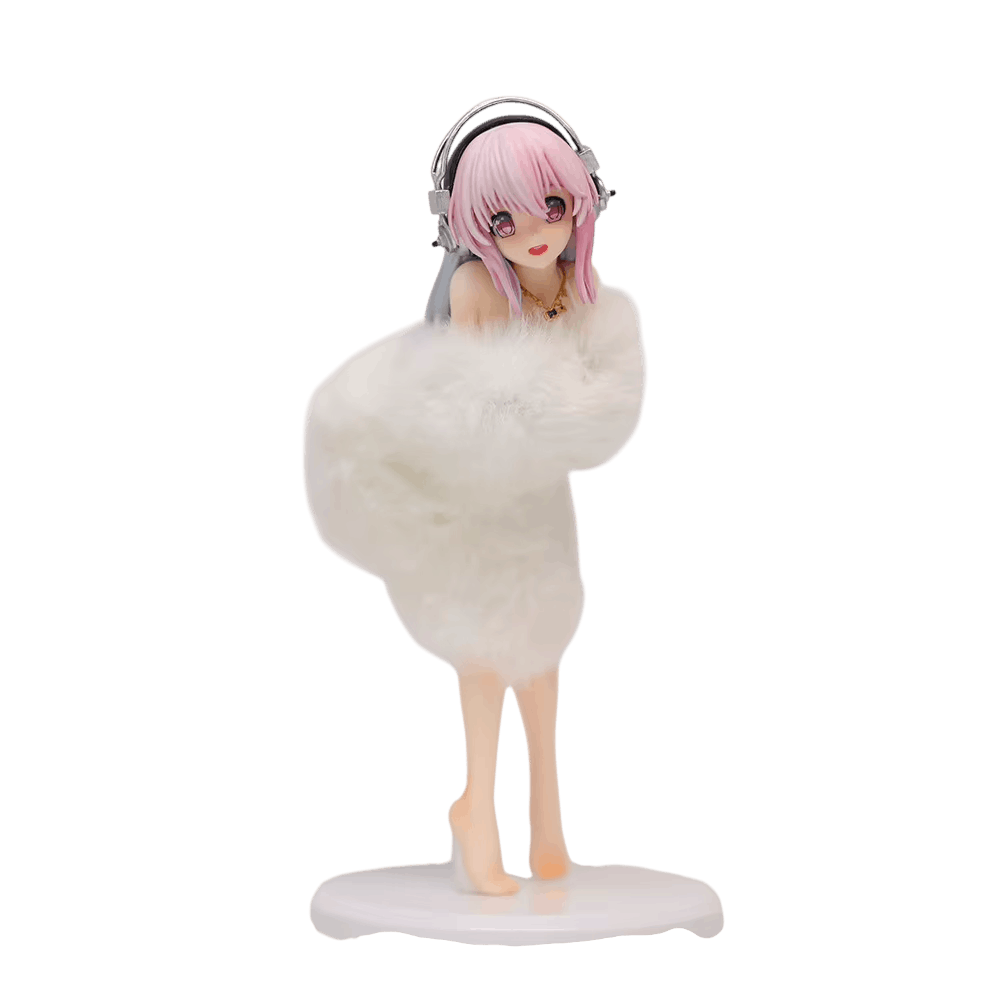 Figurine Super Sonico en manteau de fourrure - face