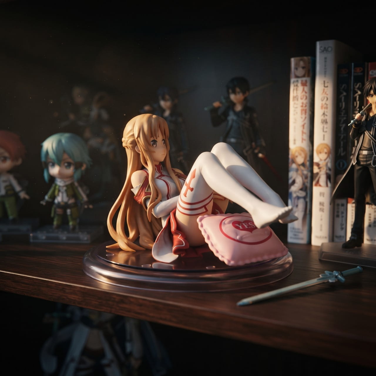 Figurine Asuna Yuuki Sword Art Online exposée sur une étagère (décor non inclus)