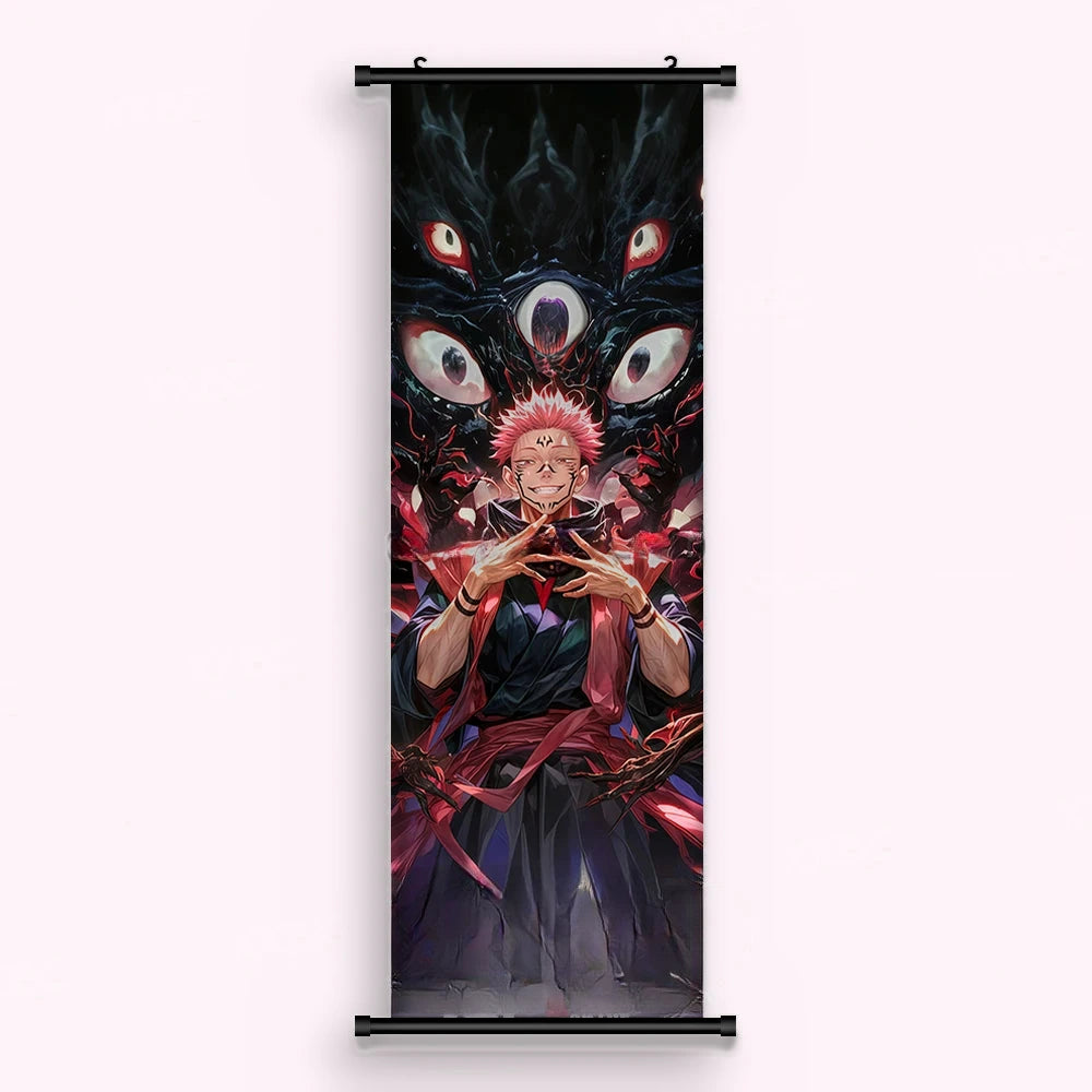 Kakémono Jujutsu Kaisen Sukuna les mains jointes devant quatre grands yeux blancs, vu de face : toile imprimée tendue entre ses deux baguettes de bois, cordon de suspension fourni