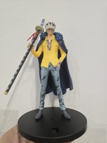 Figurine One Piece – Trafalgar Law Wano 20 cm (PVC) — photo envoyée par un client