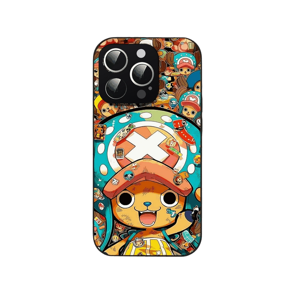 Coque iPhone One Piece illustrant Tony Tony Chopper en gros plan avec un chapeau couvert de badges