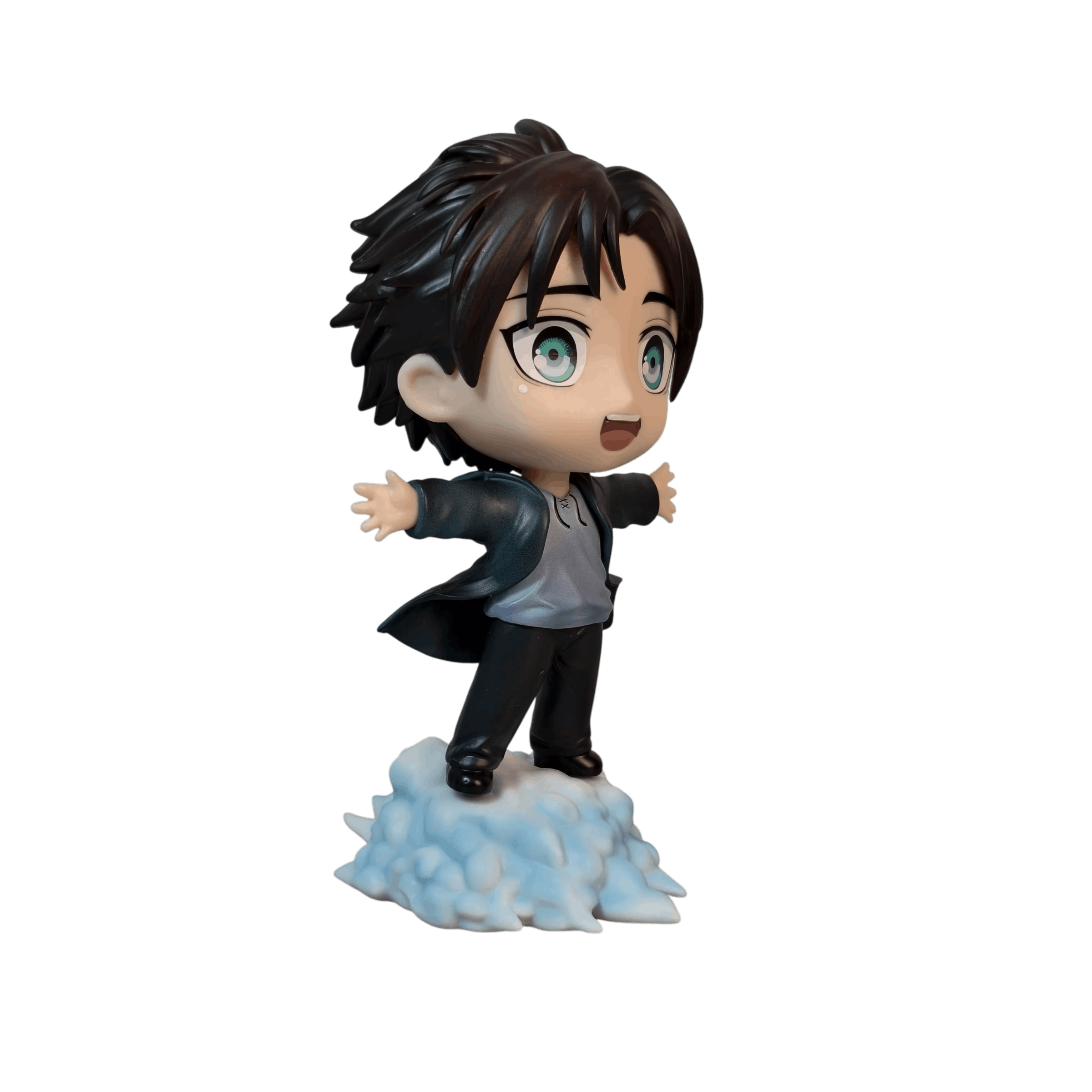 Figurine chibi Eren Jäger - profil sur son socle nuage
