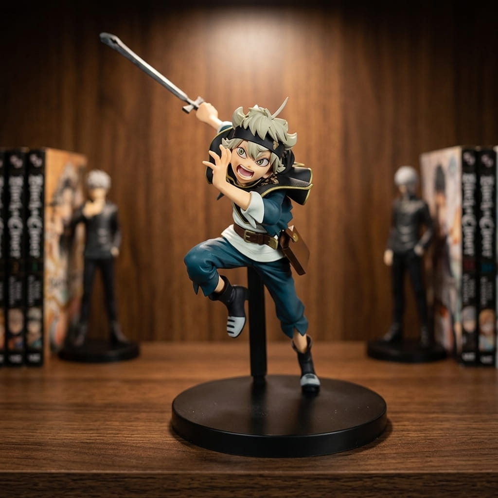 Black Clover Asta figure 16 cm in mid-leap, huge black and silver sword brandished above his head, on a round black base, on a shelf (decor not included)