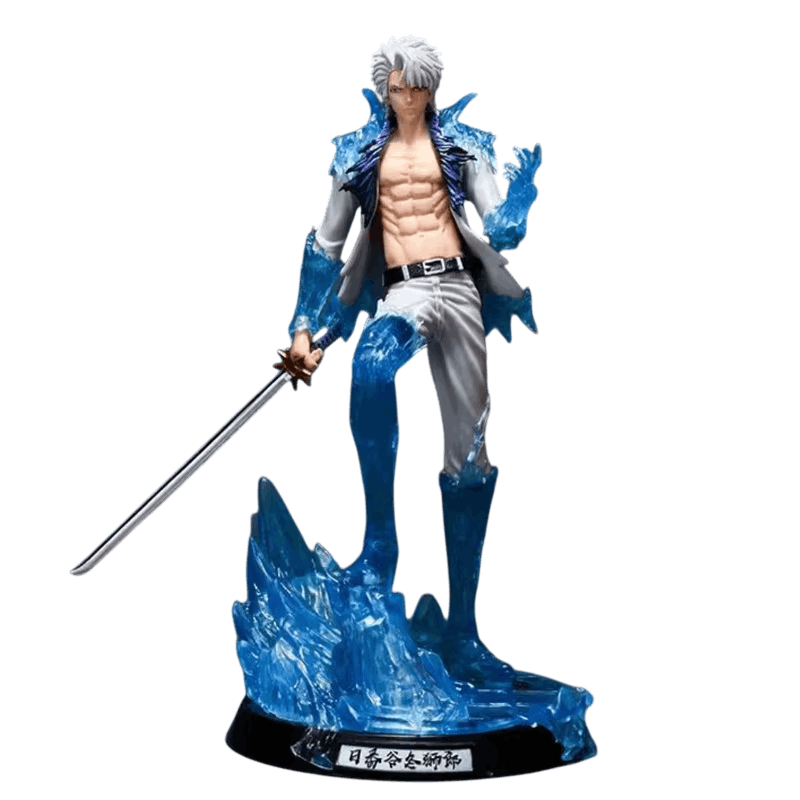Figurine Toshiro Hitsugaya (Bleach), 28 cm, pics bleus translucides en spirale et ailes cristallines — détourée, vue sans décor.
