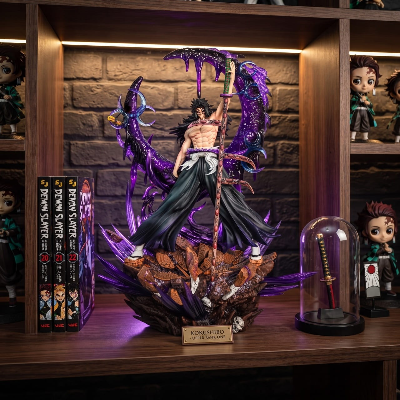 Figurine Kokushibo Lune Superieure Un Demon Slayer - exposee sur une etagere (decor non inclus)