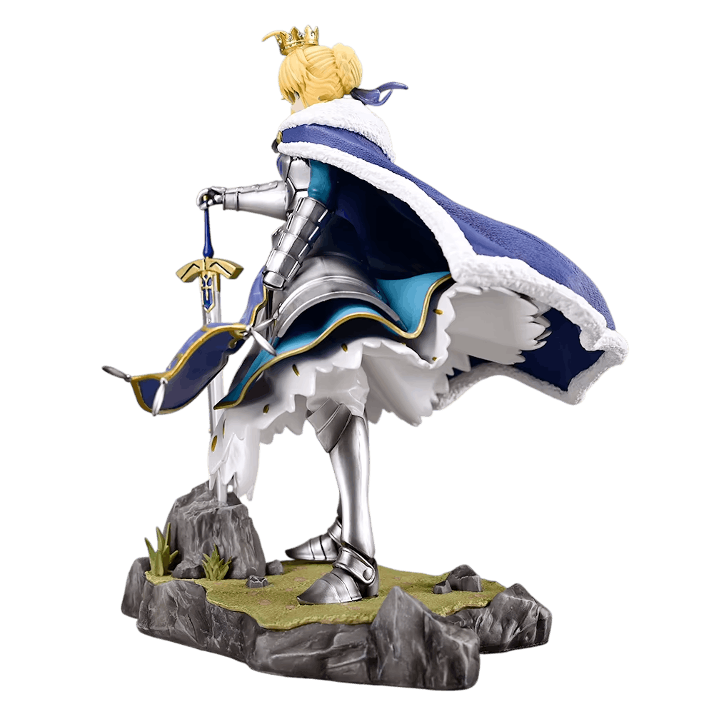 Fate Artoria Pendragon figure 27 cm rear three-quarter view: back of the armour, blue ribbon at the back of the head and the navy inside of the cloak