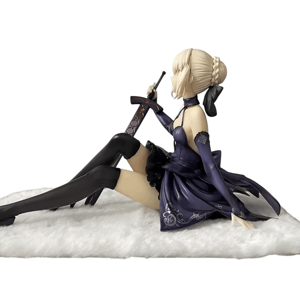 Fate Saber Alter figure 13 cm in profile: legs folded on the white rug and sword held upright