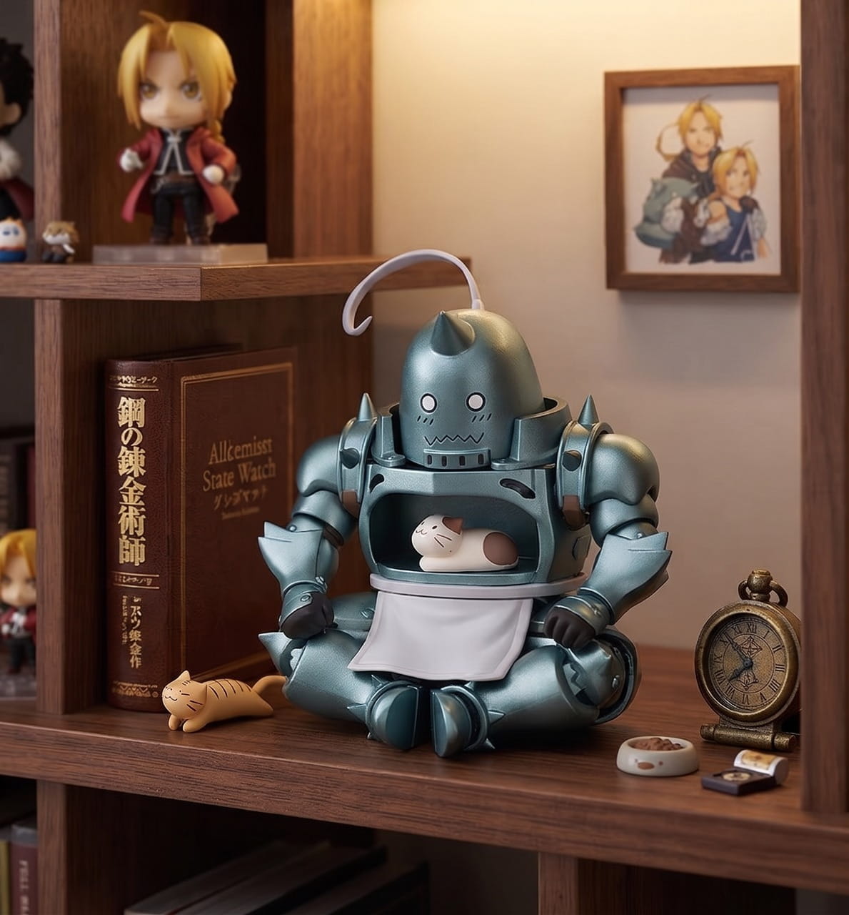 Figurine chibi Alphonse Elric exposée sur une étagère (décor non inclus)