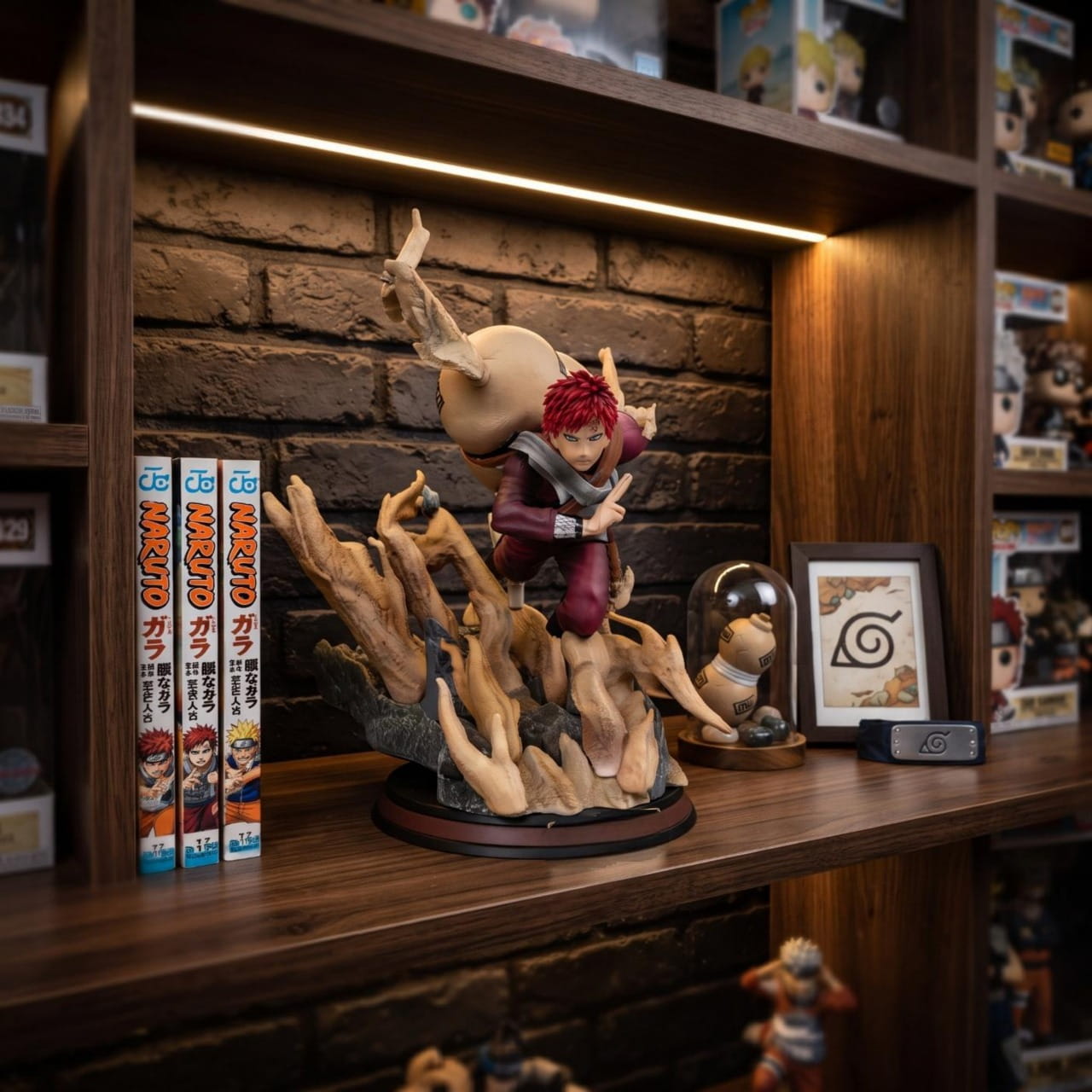 Figurine Gaara du desert sable Naruto - exposee sur une etagere (decor non inclus)
