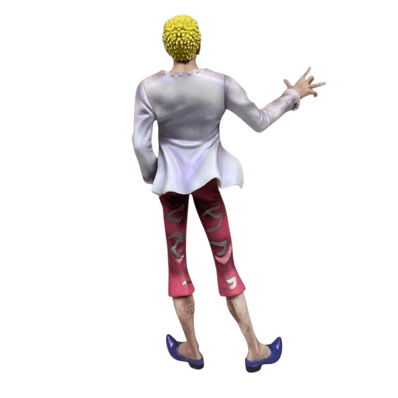 Figurine Doflamingo One Piece de dos : chemise blanche, cheveux blonds en brosse et pantalon rose à motifs