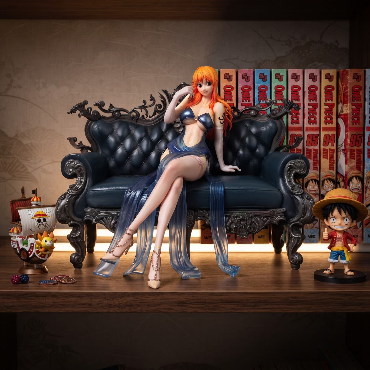 Figurine Nami sofa One Piece - exposee sur une etagere (decor non inclus)