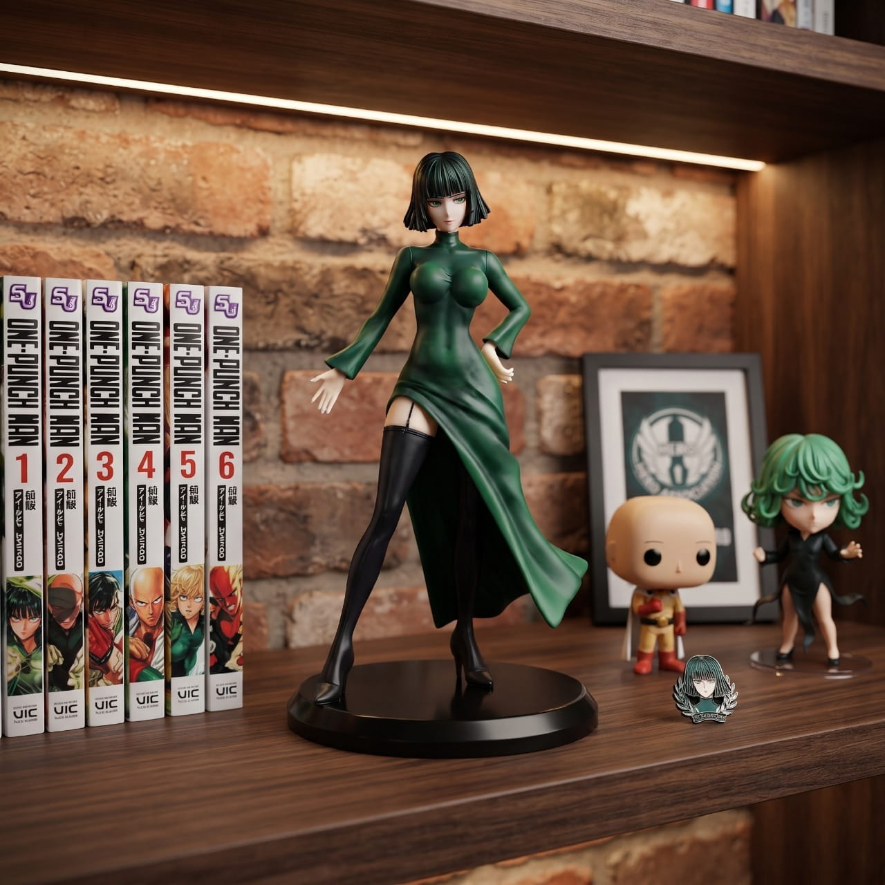 Figurine Fubuki One Punch Man - exposee sur une etagere (decor non inclus)