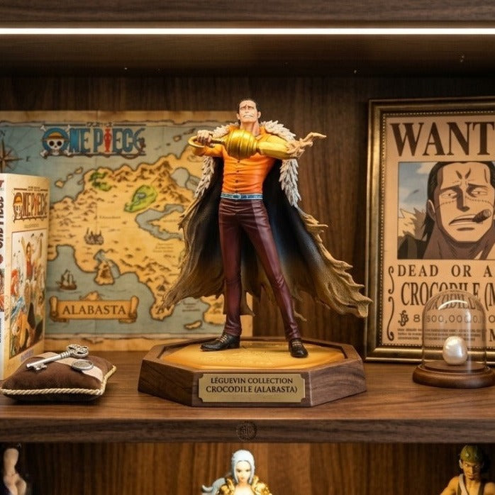 Figurine Sir Crocodile exposée avec avis de recherche Mr. 0 sur une étagère One Piece