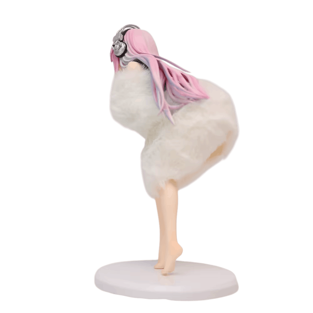 Figurine Super Sonico manteau de fourrure - vue de dos
