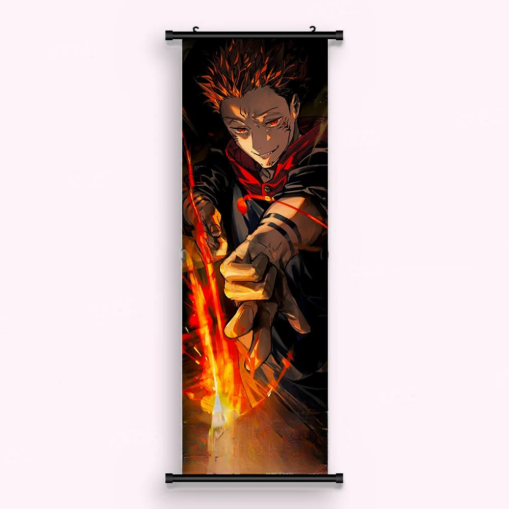 Kakémono Jujutsu Kaisen Sukuna décochant une flèche de feu, vu de face : toile imprimée tendue entre ses deux baguettes de bois, cordon de suspension fourni