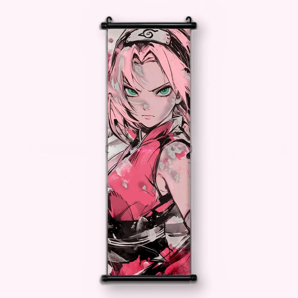 Kakémono Naruto, Sakura de face, poings serrés, tenue rose et rouge, vu de face : toile tendue entre ses deux baguettes de bois, cordon de suspension fourni