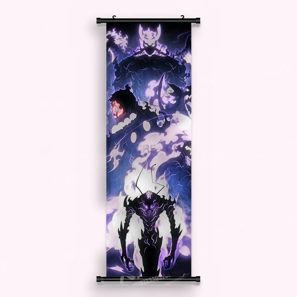 Kakémono Solo Leveling, un visage d'homme dans les flammes d'ombre, une bête noire dressée sous lui, vu de face : toile tendue entre ses deux baguettes de bois, cordon de suspension fourni